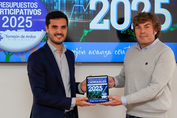 Torrejón aprueba presupuesto municipal 2025 Alejandro Navarro Prieto y Marcos López